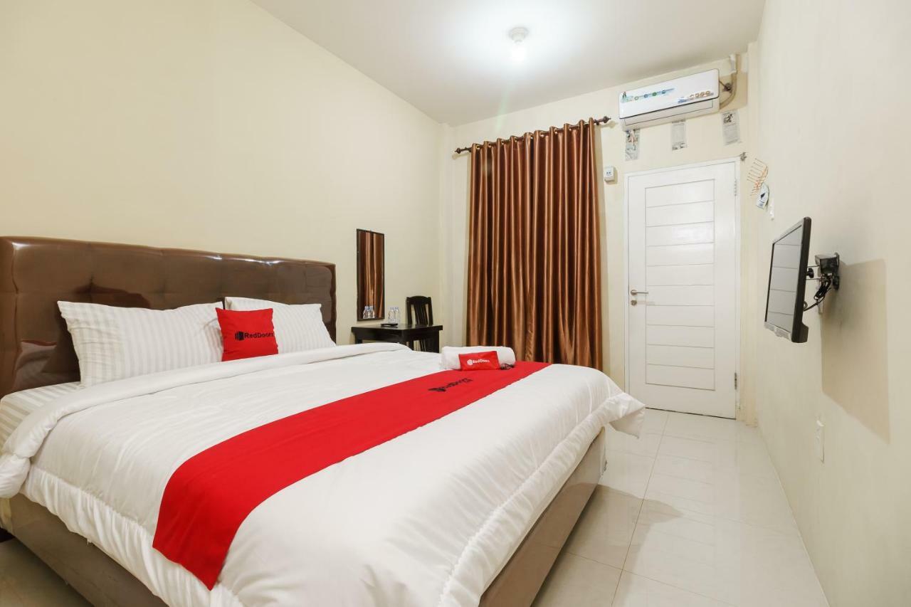 Reddoorz Syariah Near Rs Pirngadi Medan Ξενοδοχείο Εξωτερικό φωτογραφία