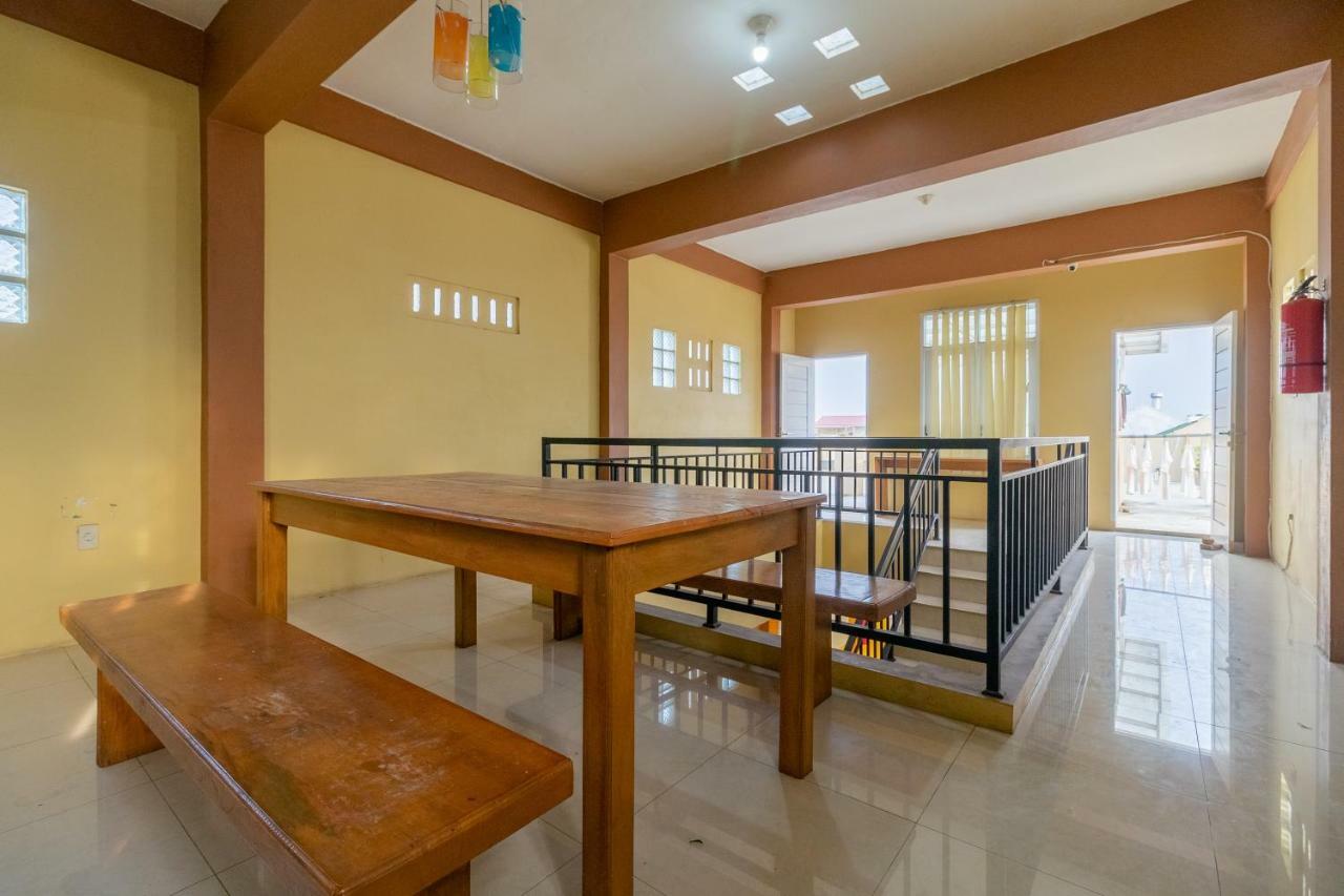 Reddoorz Syariah Near Rs Pirngadi Medan Ξενοδοχείο Εξωτερικό φωτογραφία